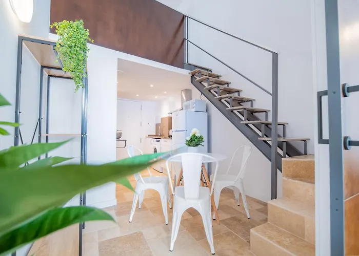 Desactivado Atico Duplex Con Barbacoa Y Terraza En Barri Port Maritim