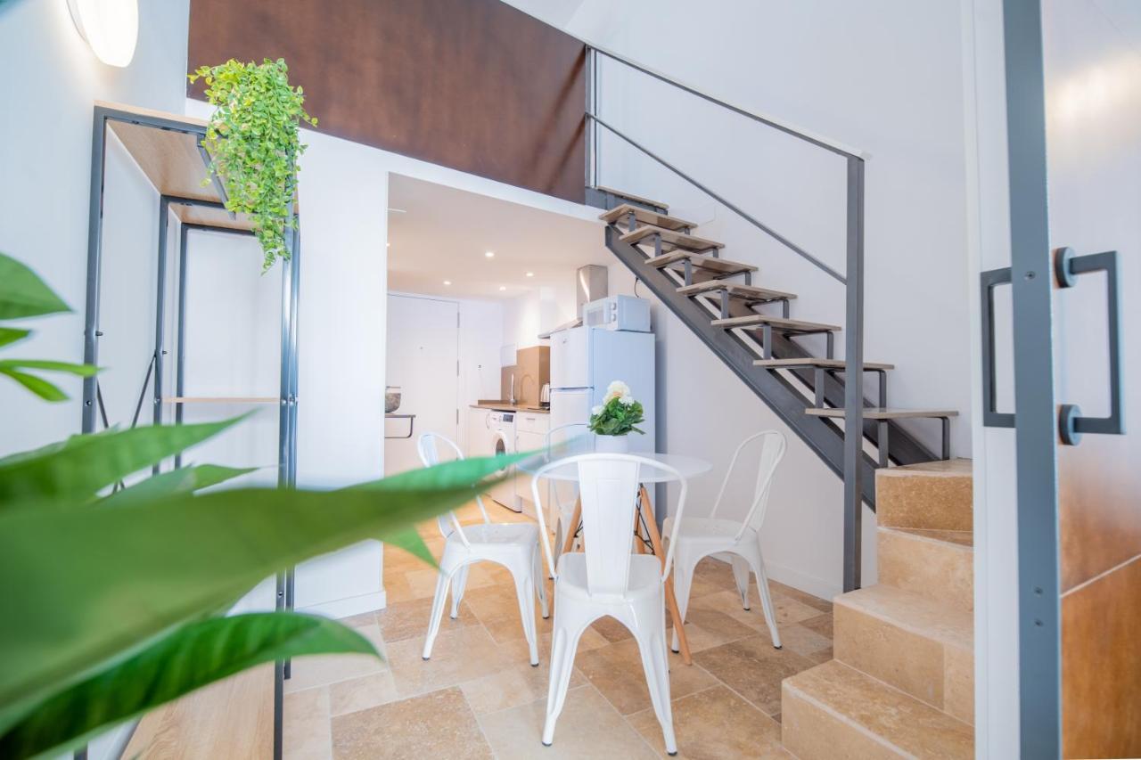 Desactivado Atico Duplex Con Barbacoa Y Terraza En Barri Port Maritim *